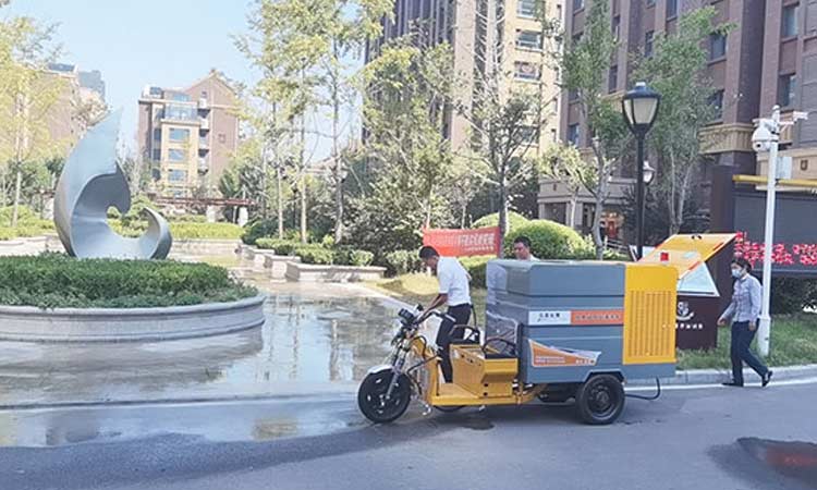 為什么選擇可上牌多功能高壓清洗車應用在物業小區環衛保潔工作？