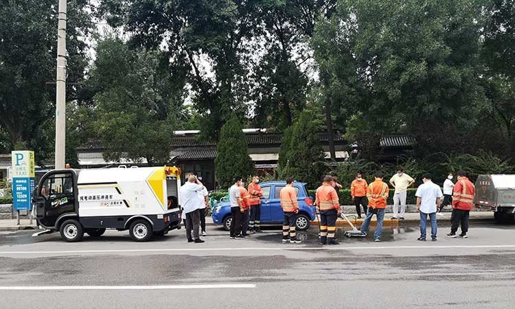 電動高壓清洗車馬路清洗作業 環衛高壓清洗車