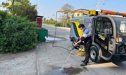 小型電動洗掃車人行道機(jī)場等場景使用方便環(huán)境輕松治理
