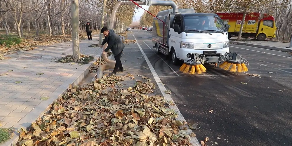 純電動樹葉收集車,樹葉收集車,落葉收集車,吸葉機 純電動樹葉收集車,樹葉收集車,落葉收集車,吸葉機