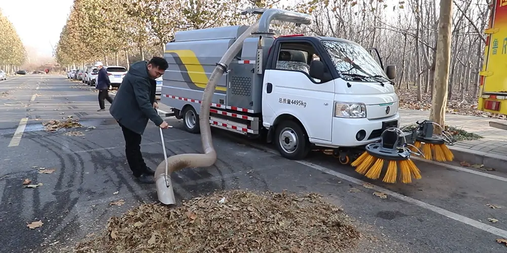 純電動樹葉收集車,樹葉收集車,落葉收集車,吸葉機 純電動樹葉收集車,樹葉收集車,落葉收集車,吸葉機